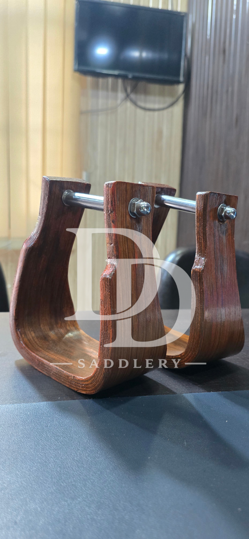 ACCESSORIES 7