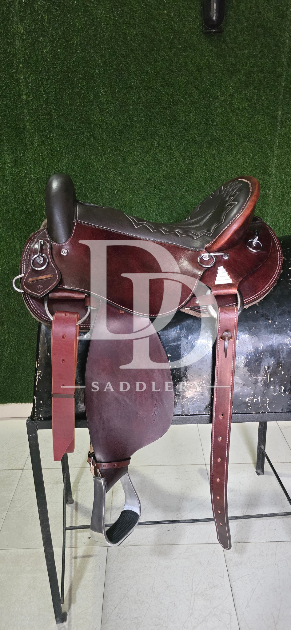 TRAIL SADDLE 2