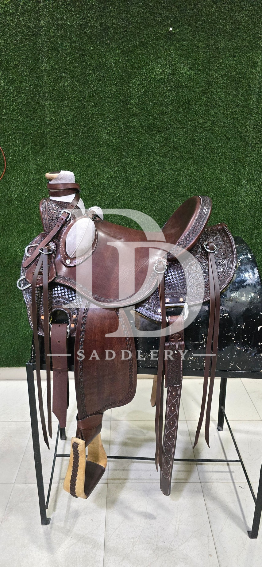 WADE SADDLE 1