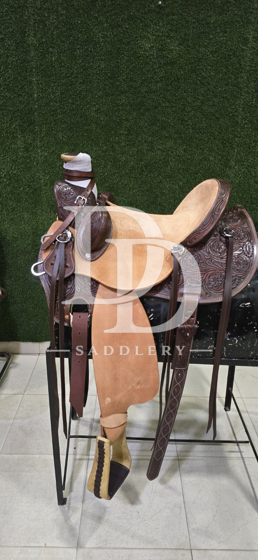 WADE SADDLE 4