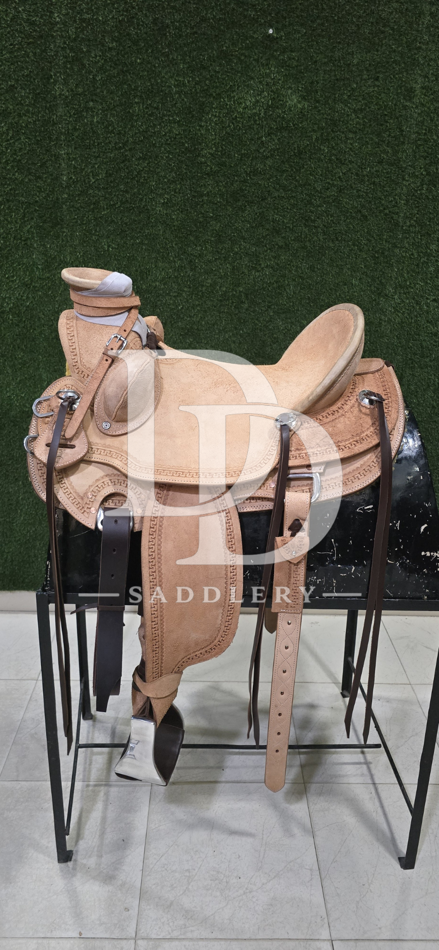 WADE SADDLE 8