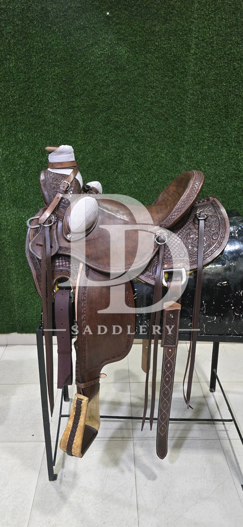 WADE SADDLE 13