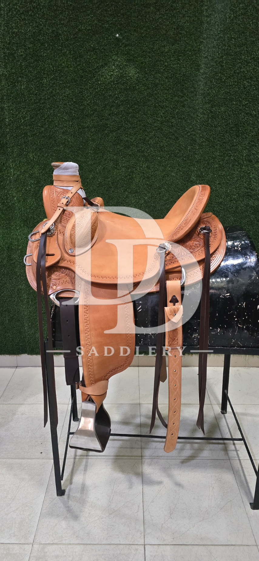 WADE SADDLE 15