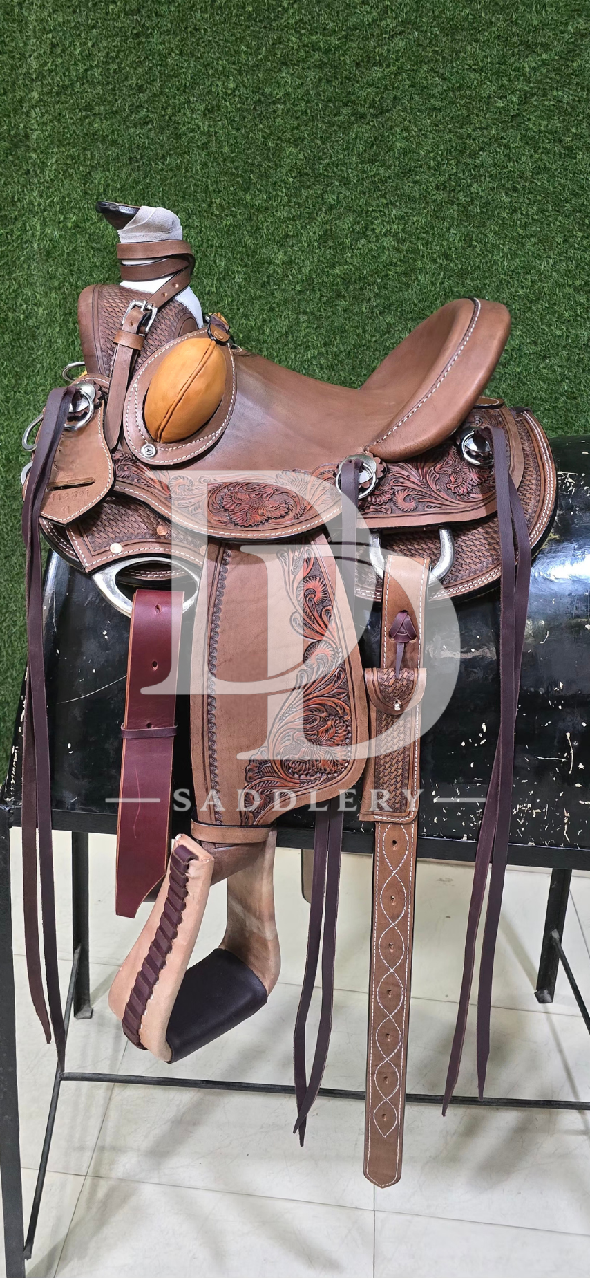 WADE SADDLE 23