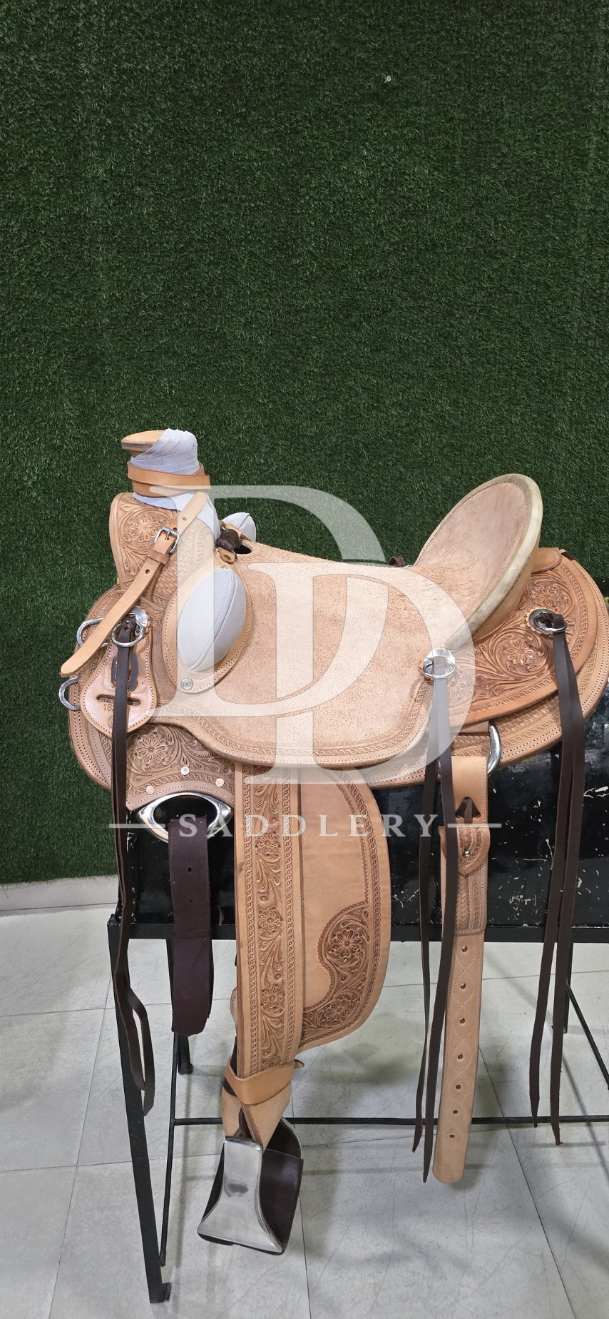 WADE SADDLE 27